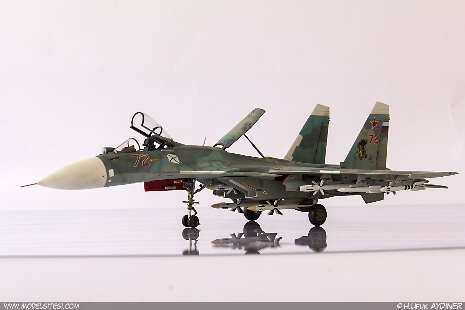 su33_02.jpg