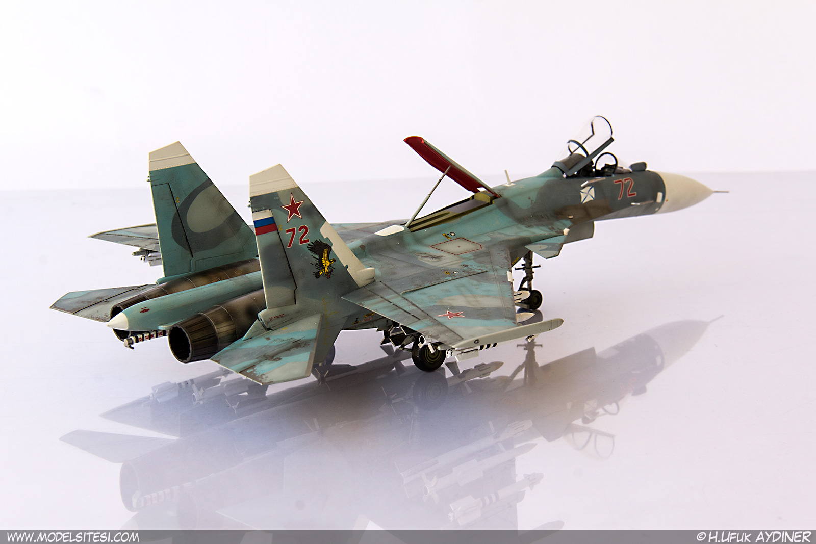 su33_04.jpg