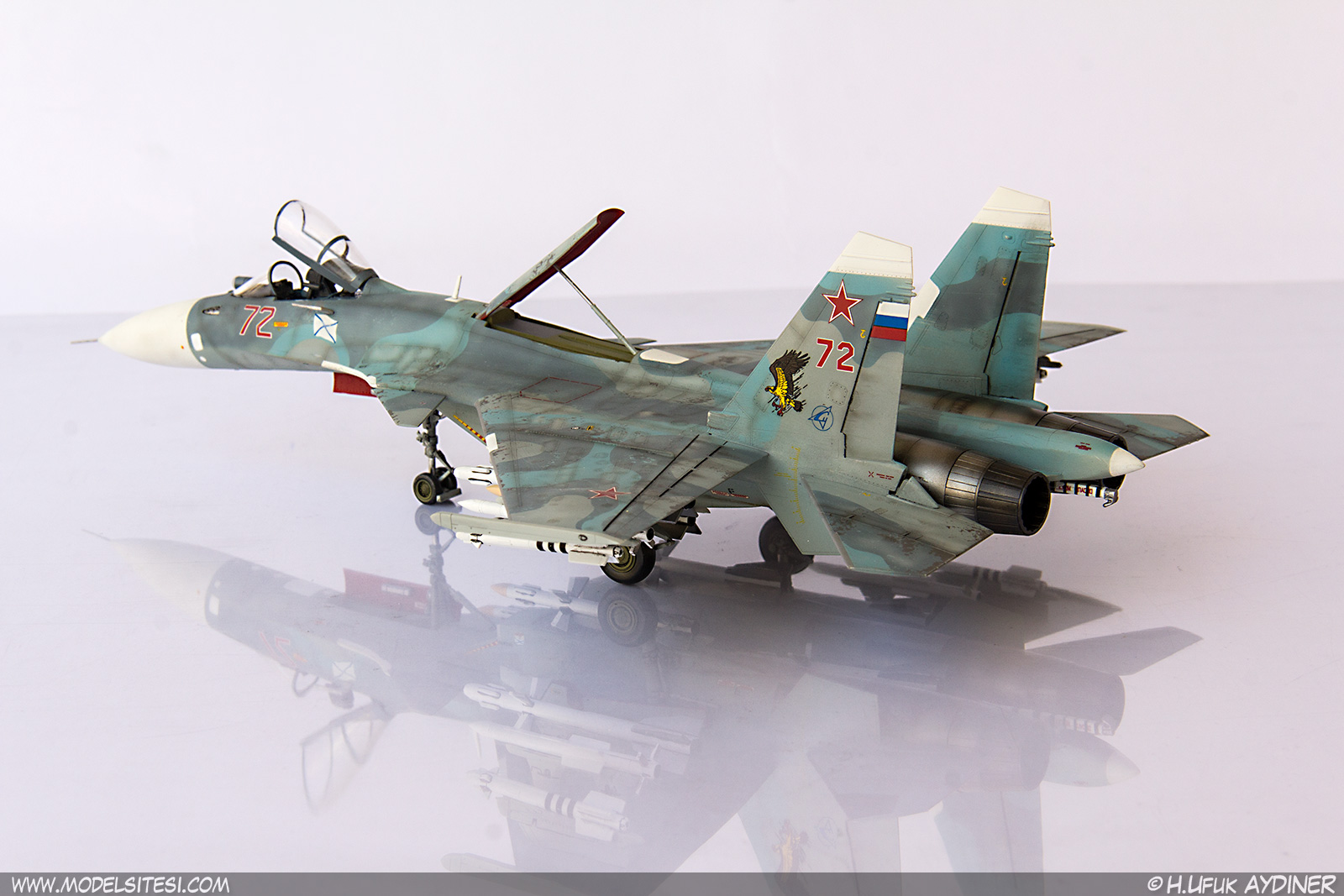 su33_05.jpg