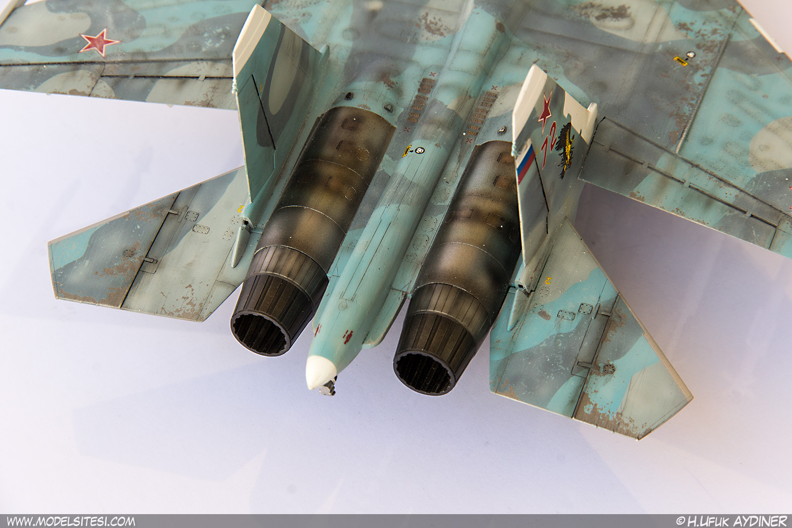 su33_10.jpg